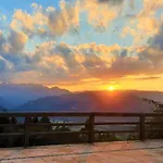 1 Bergpanorama Und Atemberaubende Alpine Almlandschaft Fuer Absolute Nichtraucher *