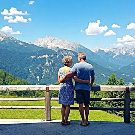 1 Bergpanorama Und Atemberaubende Alpine Almlandschaft Fuer Absolute Nichtraucher *